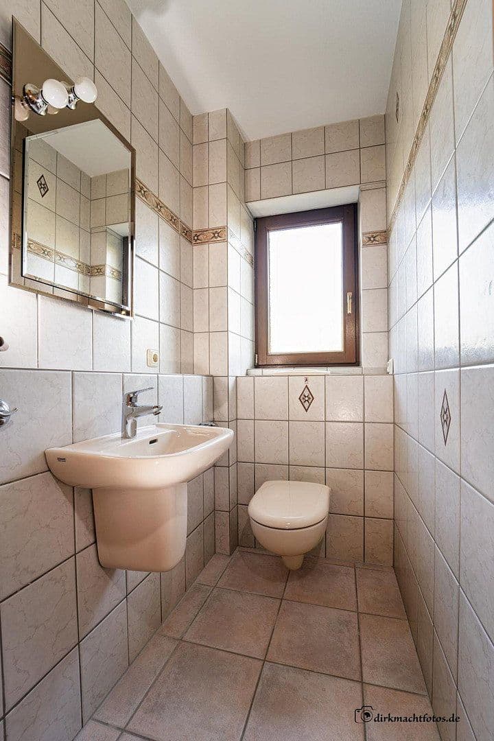Pronájem domu 119 m², pozemek 288 m², Ratingen, Severní Porýní-Vestfálsko Pronájem domu 119 m², pozemek 288 m², Ratingen, Severní Porýní-Vestfálsko