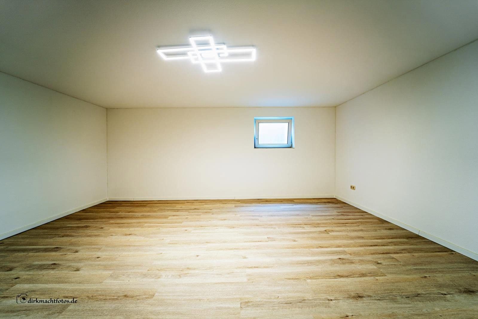 Pronájem domu 119 m², pozemek 288 m², Ratingen, Severní Porýní-Vestfálsko Pronájem domu 119 m², pozemek 288 m², Ratingen, Severní Porýní-Vestfálsko