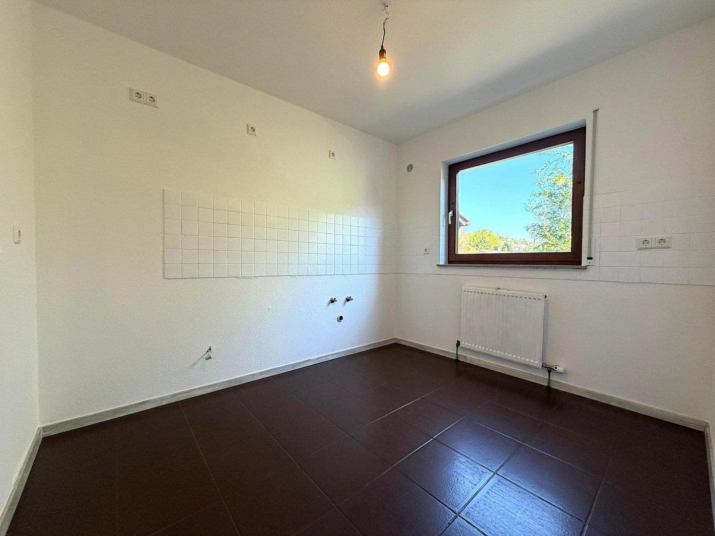 Pronájem domu 131 m², pozemek 203 m², Salzachweg 30, Maulbronn, Bádensko-Württembersko Pronájem domu 131 m², pozemek 203 m², Salzachweg 30, Maulbronn, Bádensko-Württembersko