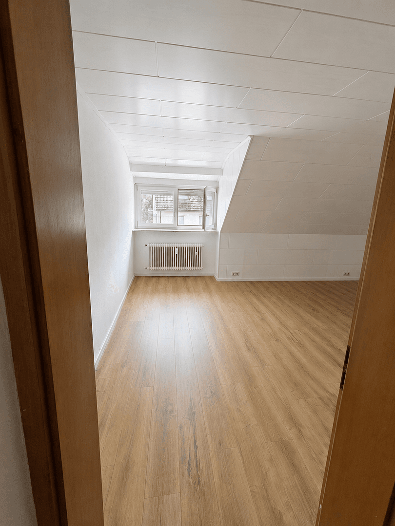 Pronájem bytu 2+1 71 m², Burckhardtstr. 7, Stuttgart, Bádensko-Württembersko Pronájem bytu 2+1 71 m², Burckhardtstr. 7, Stuttgart, Bádensko-Württembersko