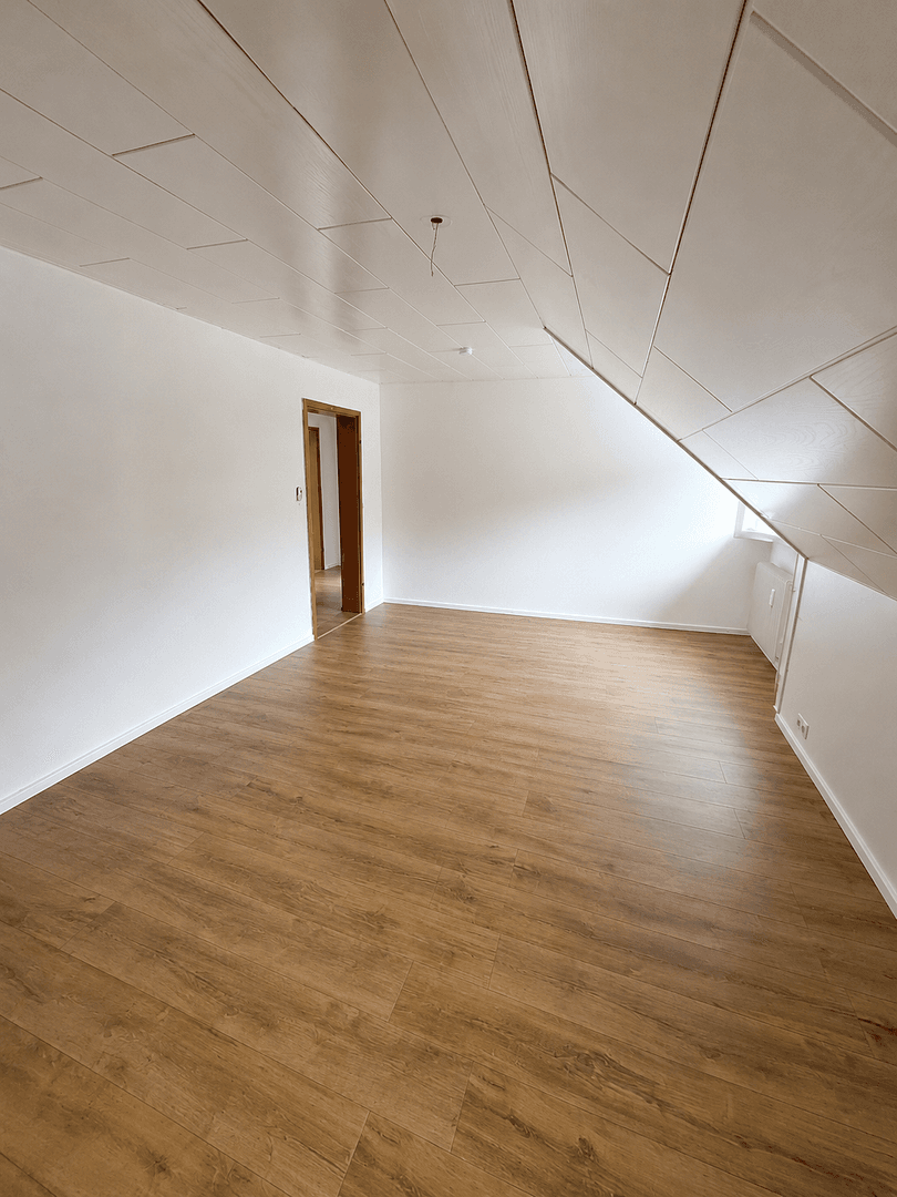 Pronájem bytu 2+1 71 m², Burckhardtstr. 7, Stuttgart, Bádensko-Württembersko Pronájem bytu 2+1 71 m², Burckhardtstr. 7, Stuttgart, Bádensko-Württembersko