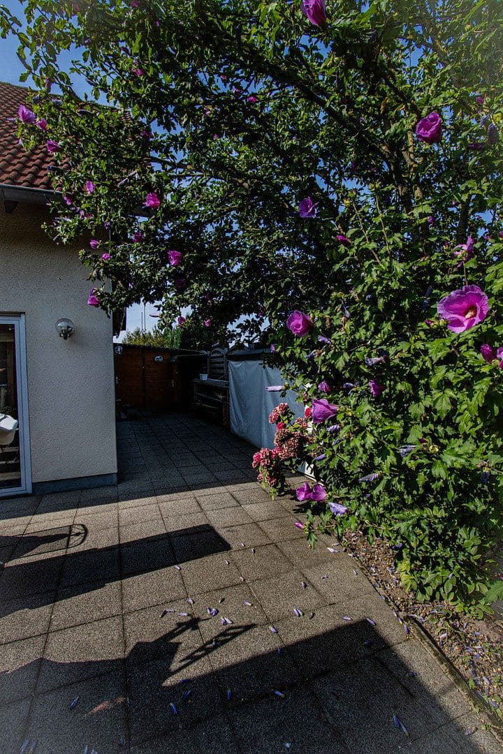 Prodej domu 92 m², pozemek 743 m², Masteweg 9, Iserlohn, Severní Porýní-Vestfálsko Prodej domu 92 m², pozemek 743 m², Masteweg 9, Iserlohn, Severní Porýní-Vestfálsko