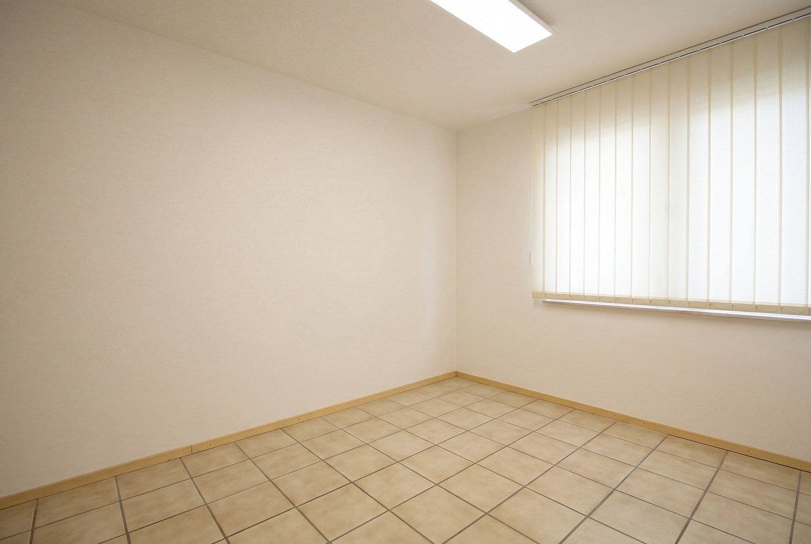 Prodej domu 92 m², pozemek 743 m², Masteweg 9, Iserlohn, Severní Porýní-Vestfálsko Prodej domu 92 m², pozemek 743 m², Masteweg 9, Iserlohn, Severní Porýní-Vestfálsko