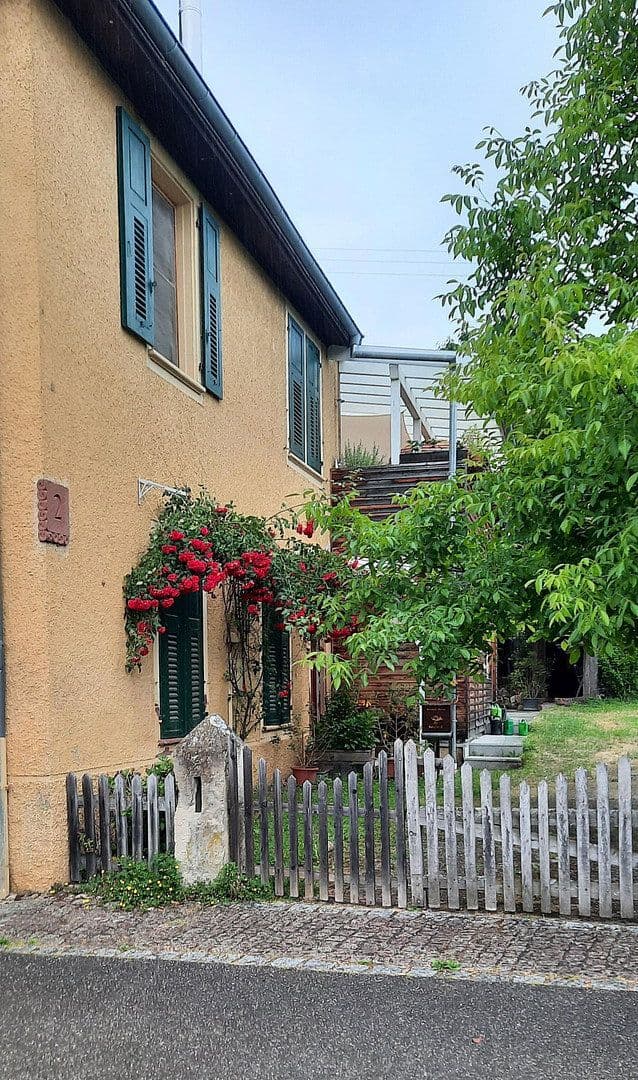 Prodej domu 220 m², pozemek 909 m², Schulstraße 2, Schliengen, Bádensko-Württembersko Prodej domu 220 m², pozemek 909 m², Schulstraße 2, Schliengen, Bádensko-Württembersko