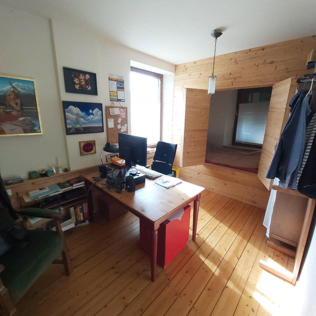 Prodej domu 220 m², pozemek 909 m², Schulstraße 2, Schliengen, Bádensko-Württembersko Prodej domu 220 m², pozemek 909 m², Schulstraße 2, Schliengen, Bádensko-Württembersko