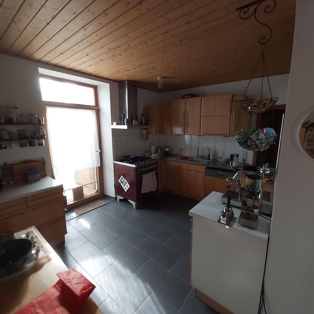 Prodej domu 220 m², pozemek 909 m², Schulstraße 2, Schliengen, Bádensko-Württembersko Prodej domu 220 m², pozemek 909 m², Schulstraße 2, Schliengen, Bádensko-Württembersko