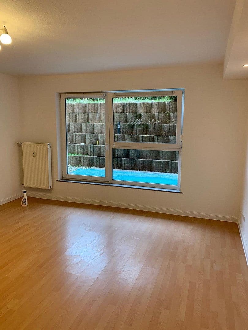 Pronájem bytu 1+1 30 m², Mainz, Porýní-Falc Pronájem bytu 1+1 30 m², Mainz, Porýní-Falc