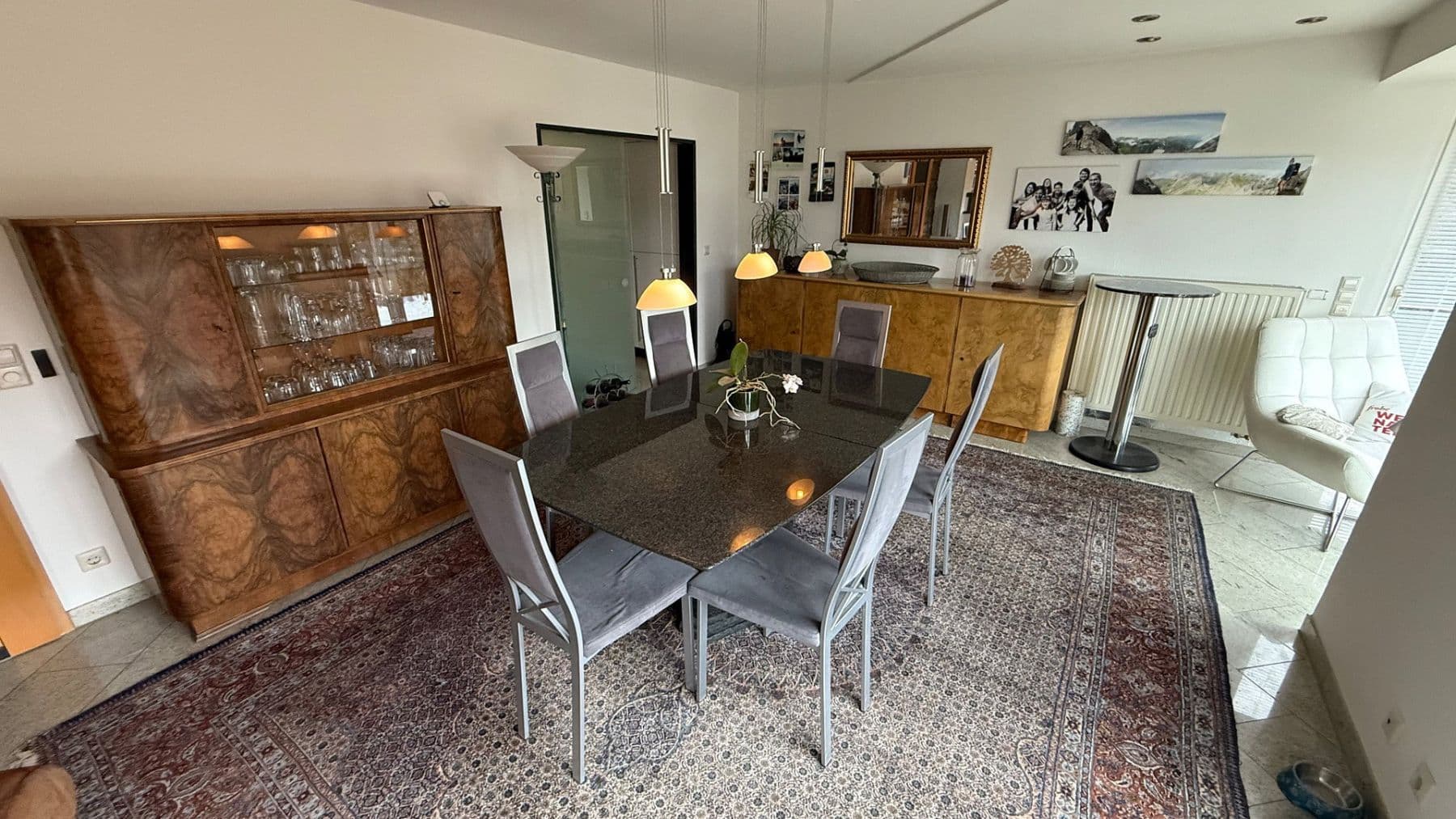 Prodej domu 185 m², pozemek 311 m², Hukelturenstraße 38, Albstadt, Bádensko-Württembersko Prodej domu 185 m², pozemek 311 m², Hukelturenstraße 38, Albstadt, Bádensko-Württembersko