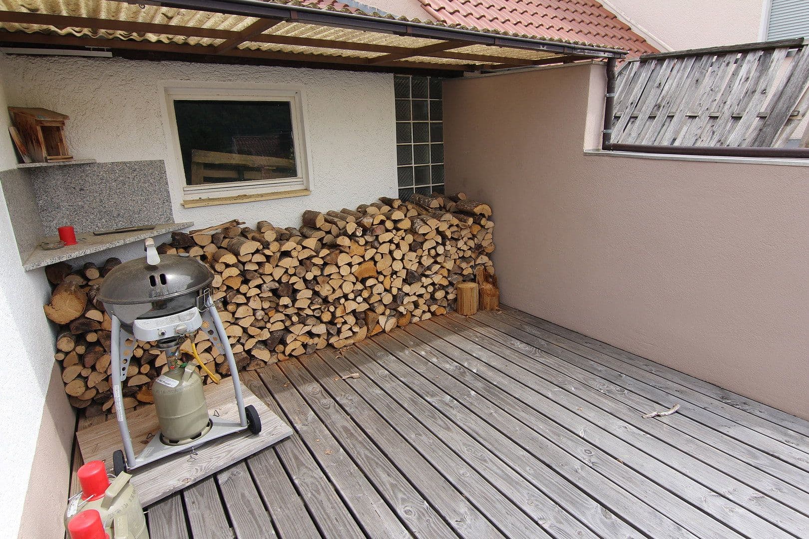 Prodej domu 185 m², pozemek 311 m², Hukelturenstraße 38, Albstadt, Bádensko-Württembersko Prodej domu 185 m², pozemek 311 m², Hukelturenstraße 38, Albstadt, Bádensko-Württembersko