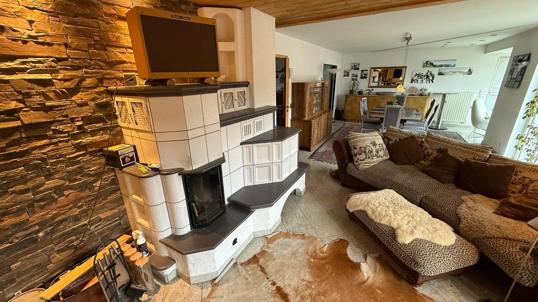 Prodej domu 185 m², pozemek 311 m², Hukelturenstraße 38, Albstadt, Bádensko-Württembersko Prodej domu 185 m², pozemek 311 m², Hukelturenstraße 38, Albstadt, Bádensko-Württembersko