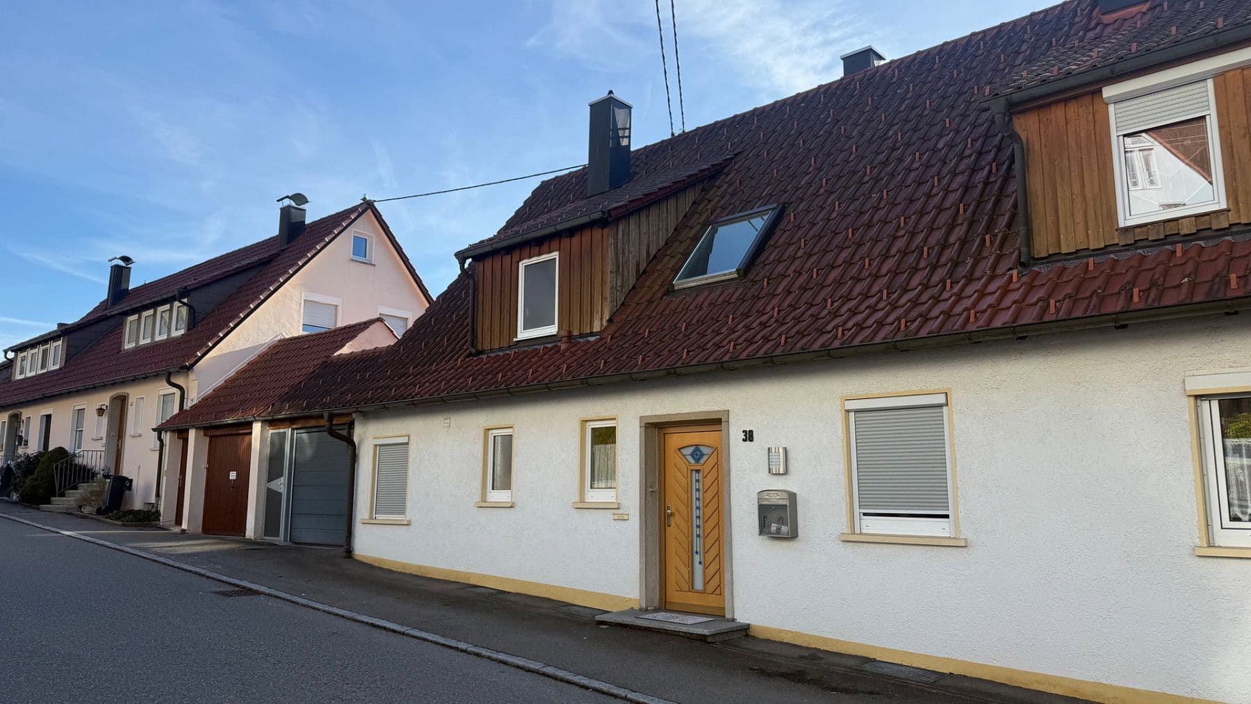 Prodej domu 185 m², pozemek 311 m², Hukelturenstraße 38, Albstadt, Bádensko-Württembersko Prodej domu 185 m², pozemek 311 m², Hukelturenstraße 38, Albstadt, Bádensko-Württembersko