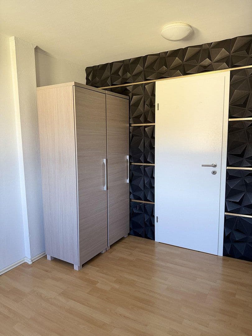 Pronájem bytu 3+1 50 m², Berlinerstraße 4, Brieselang, Braniborsko Pronájem bytu 3+1 50 m², Berlinerstraße 4, Brieselang, Braniborsko