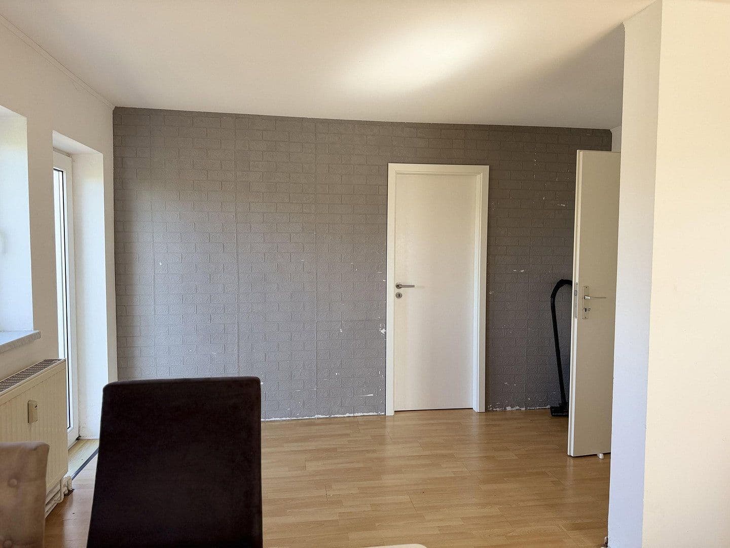 Pronájem bytu 3+1 50 m², Berlinerstraße 4, Brieselang, Braniborsko Pronájem bytu 3+1 50 m², Berlinerstraße 4, Brieselang, Braniborsko