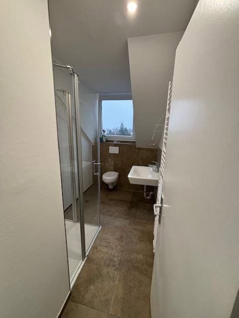 Pronájem bytu 3+1 63 m², Weinbergstraße 5, Bad Neuenahr-Ahrweiler, Porýní-Falc Pronájem bytu 3+1 63 m², Weinbergstraße 5, Bad Neuenahr-Ahrweiler, Porýní-Falc