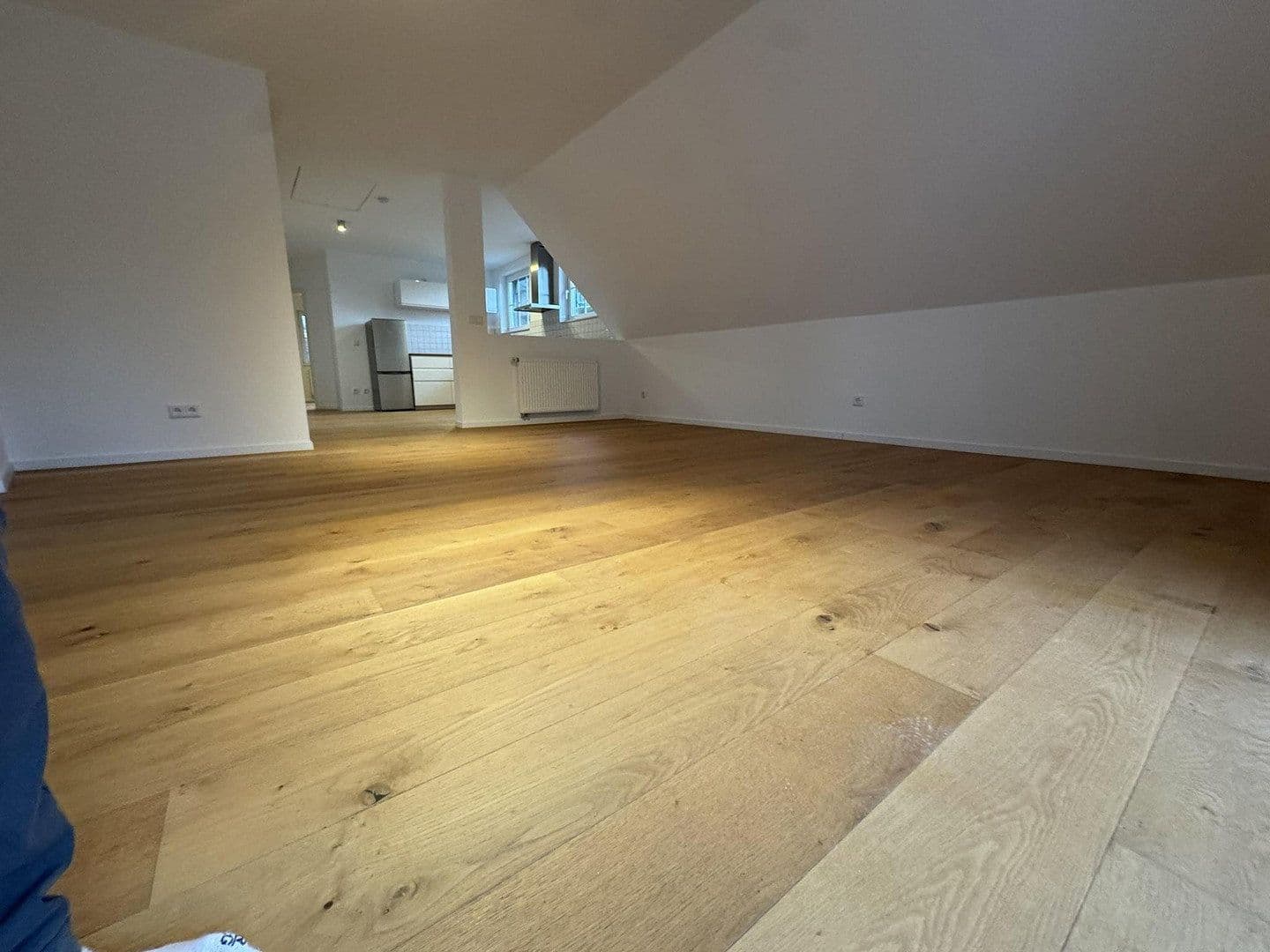 Pronájem bytu 2+kk 75 m², Weg nach den Hingbenden, Düsseldorf, Severní Porýní-Vestfálsko Pronájem bytu 2+kk 75 m², Weg nach den Hingbenden, Düsseldorf, Severní Porýní-Vestfálsko