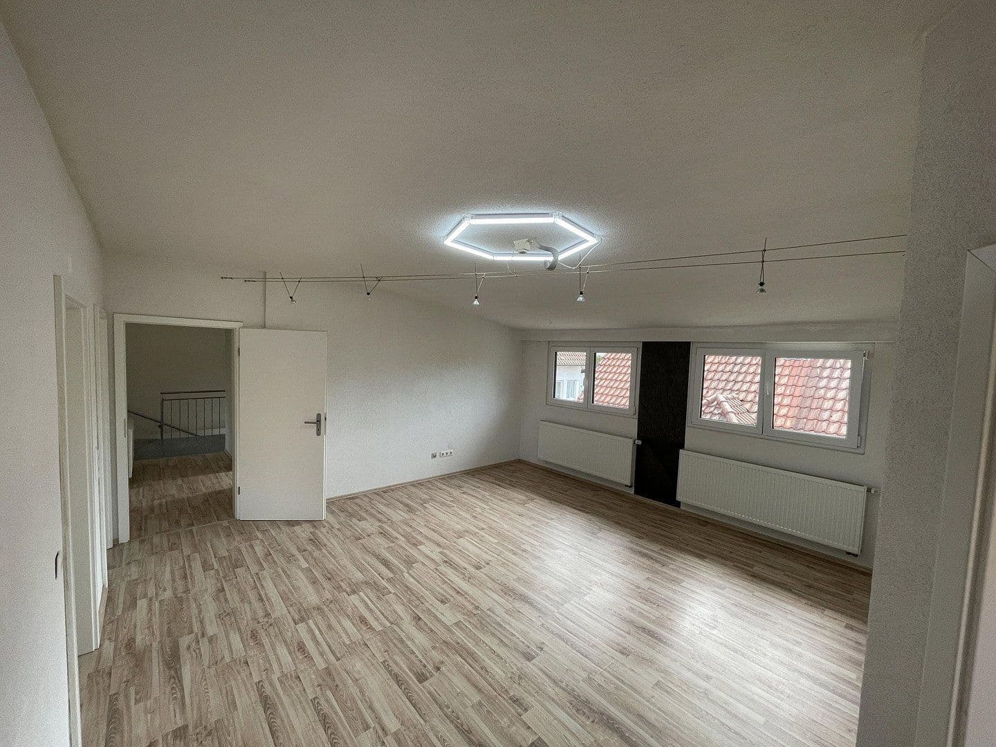Pronájem bytu 4+1 95 m², Neustädter Str. 92, Waiblingen, Bádensko-Württembersko Pronájem bytu 4+1 95 m², Neustädter Str. 92, Waiblingen, Bádensko-Württembersko