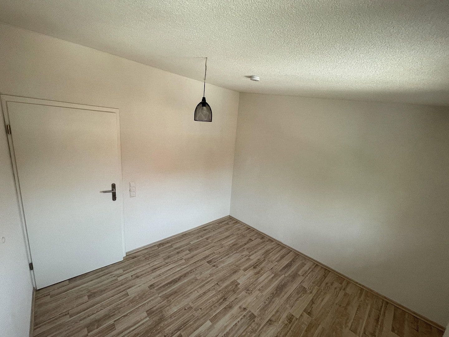 Pronájem bytu 4+1 95 m², Neustädter Str. 92, Waiblingen, Bádensko-Württembersko Pronájem bytu 4+1 95 m², Neustädter Str. 92, Waiblingen, Bádensko-Württembersko