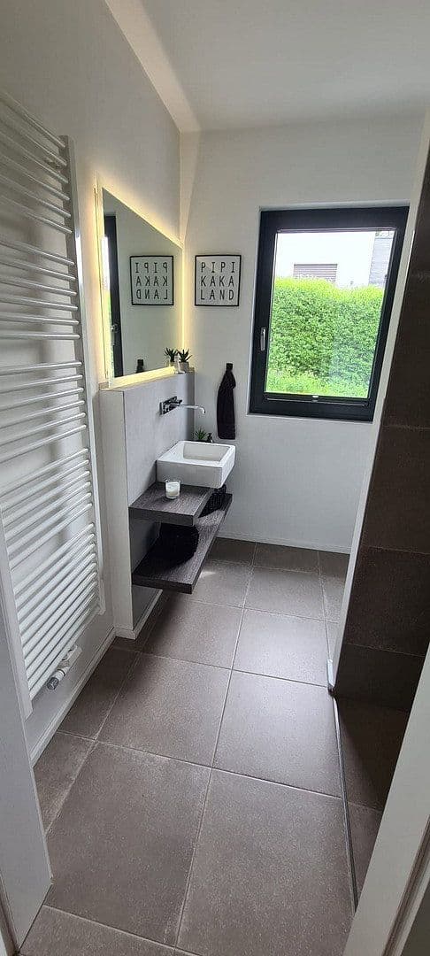 Prodej domu 170 m², pozemek 1.047 m², Seevetal, Dolní Sasko Prodej domu 170 m², pozemek 1.047 m², Seevetal, Dolní Sasko