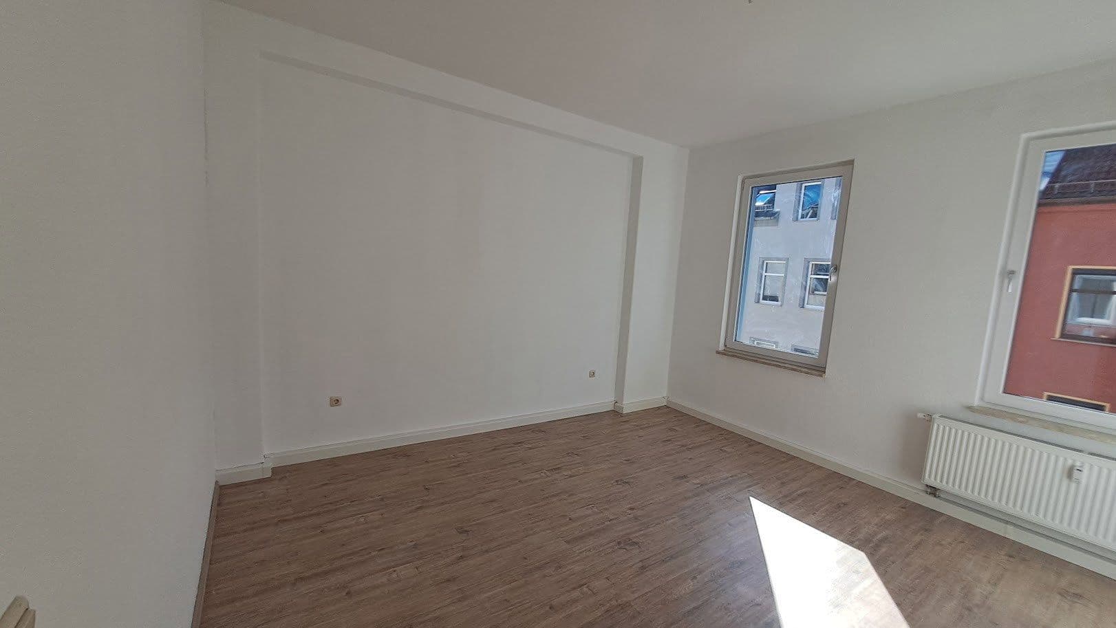 Pronájem bytu 3+1 76 m², Křemeničov, Sasko Pronájem bytu 3+1 76 m², Křemeničov, Sasko