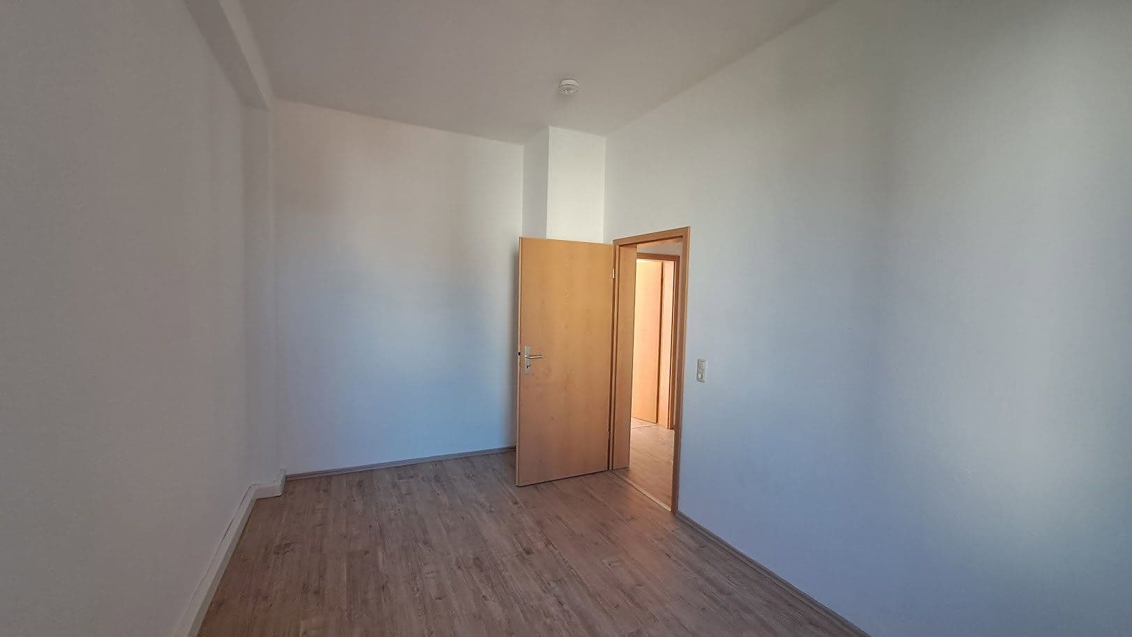 Pronájem bytu 3+1 76 m², Křemeničov, Sasko Pronájem bytu 3+1 76 m², Křemeničov, Sasko