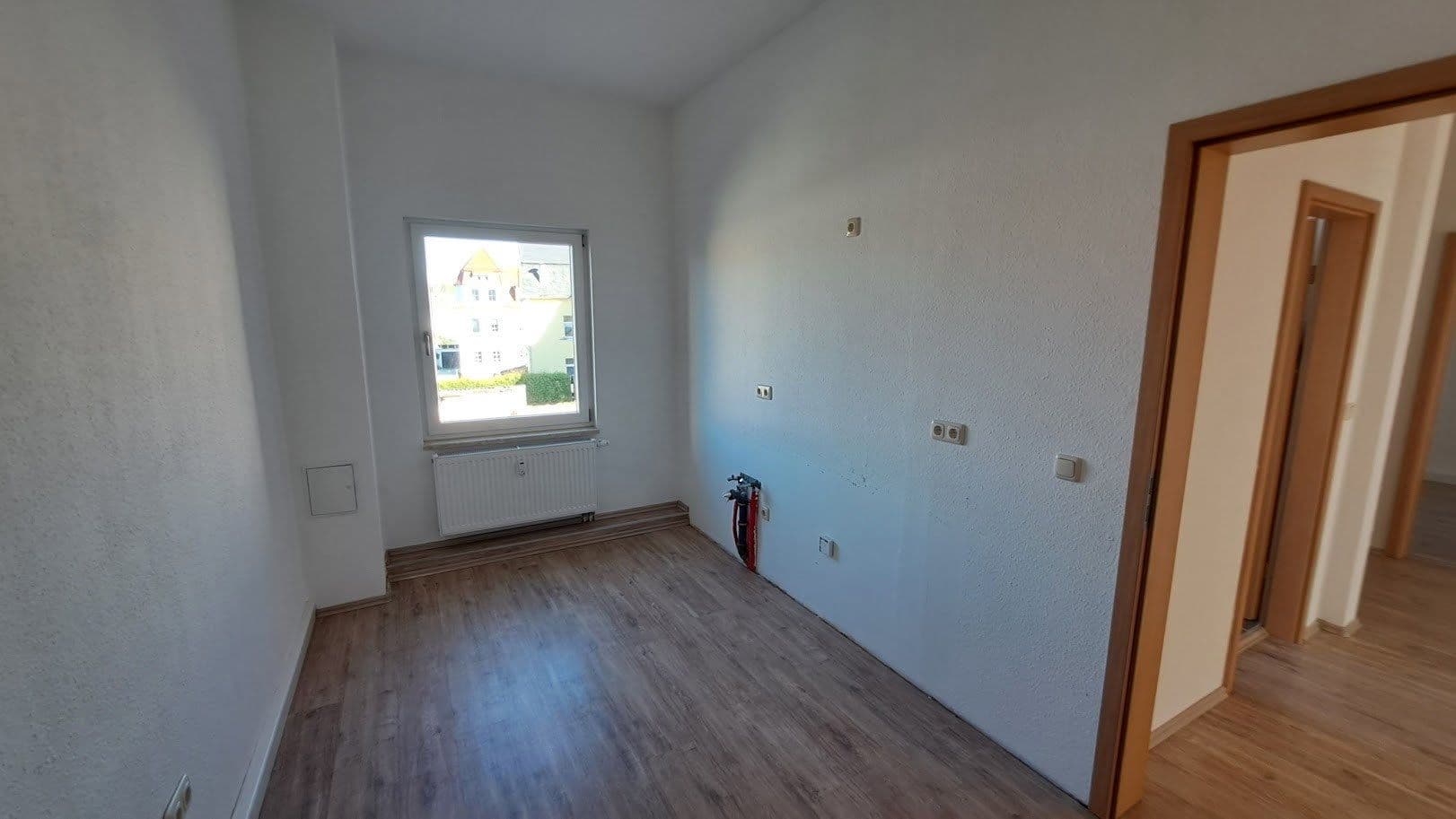 Pronájem bytu 3+1 76 m², Křemeničov, Sasko Pronájem bytu 3+1 76 m², Křemeničov, Sasko
