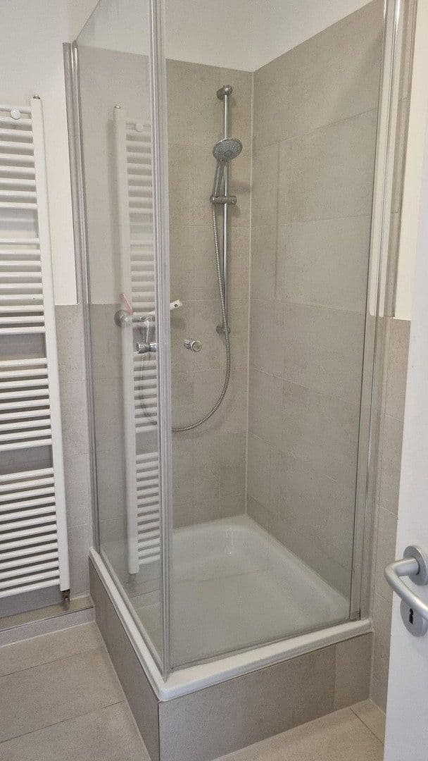 Pronájem bytu 1+1 41 m², Lampestraße 7, Leipzig, Sasko Pronájem bytu 1+1 41 m², Lampestraße 7, Leipzig, Sasko