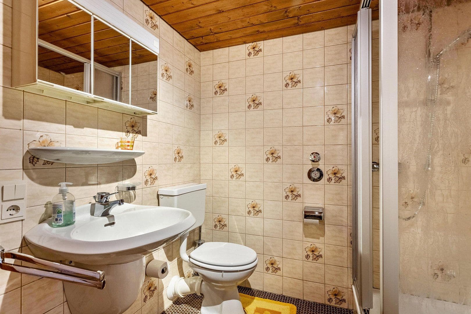 Prodej bytu 2+1 65 m², Hochgernweg 47, Unterwössen, Bavorsko Prodej bytu 2+1 65 m², Hochgernweg 47, Unterwössen, Bavorsko