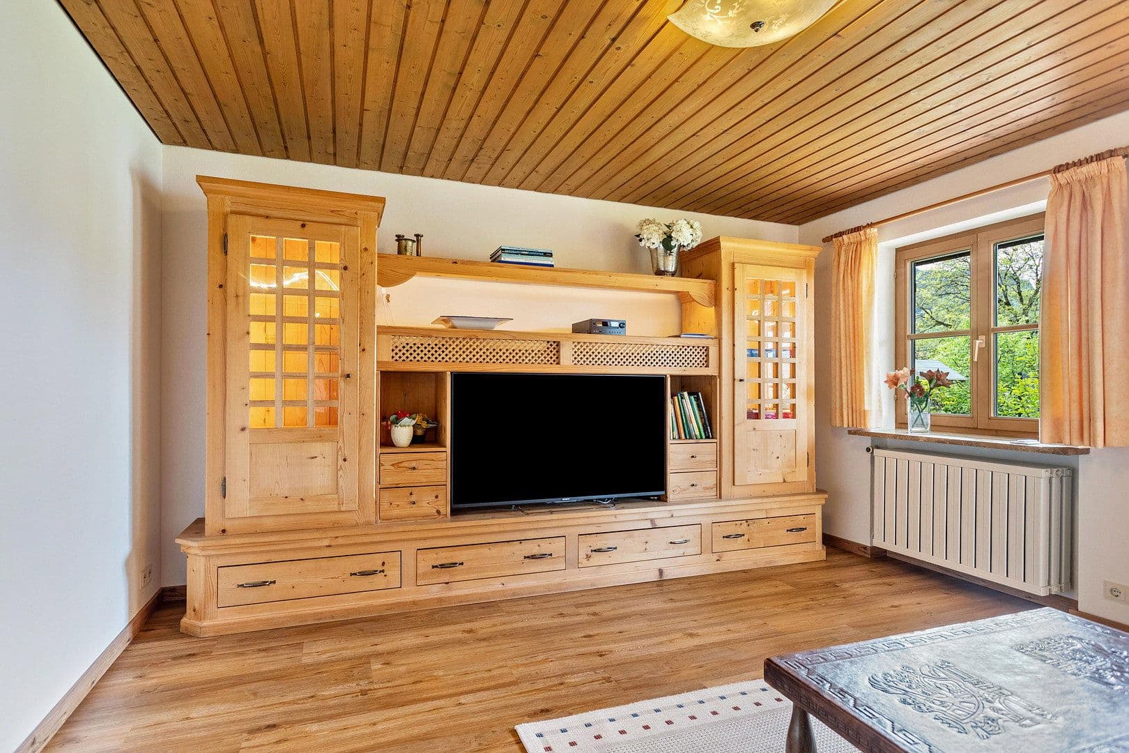 Prodej bytu 2+1 65 m², Hochgernweg 47, Unterwössen, Bavorsko Prodej bytu 2+1 65 m², Hochgernweg 47, Unterwössen, Bavorsko