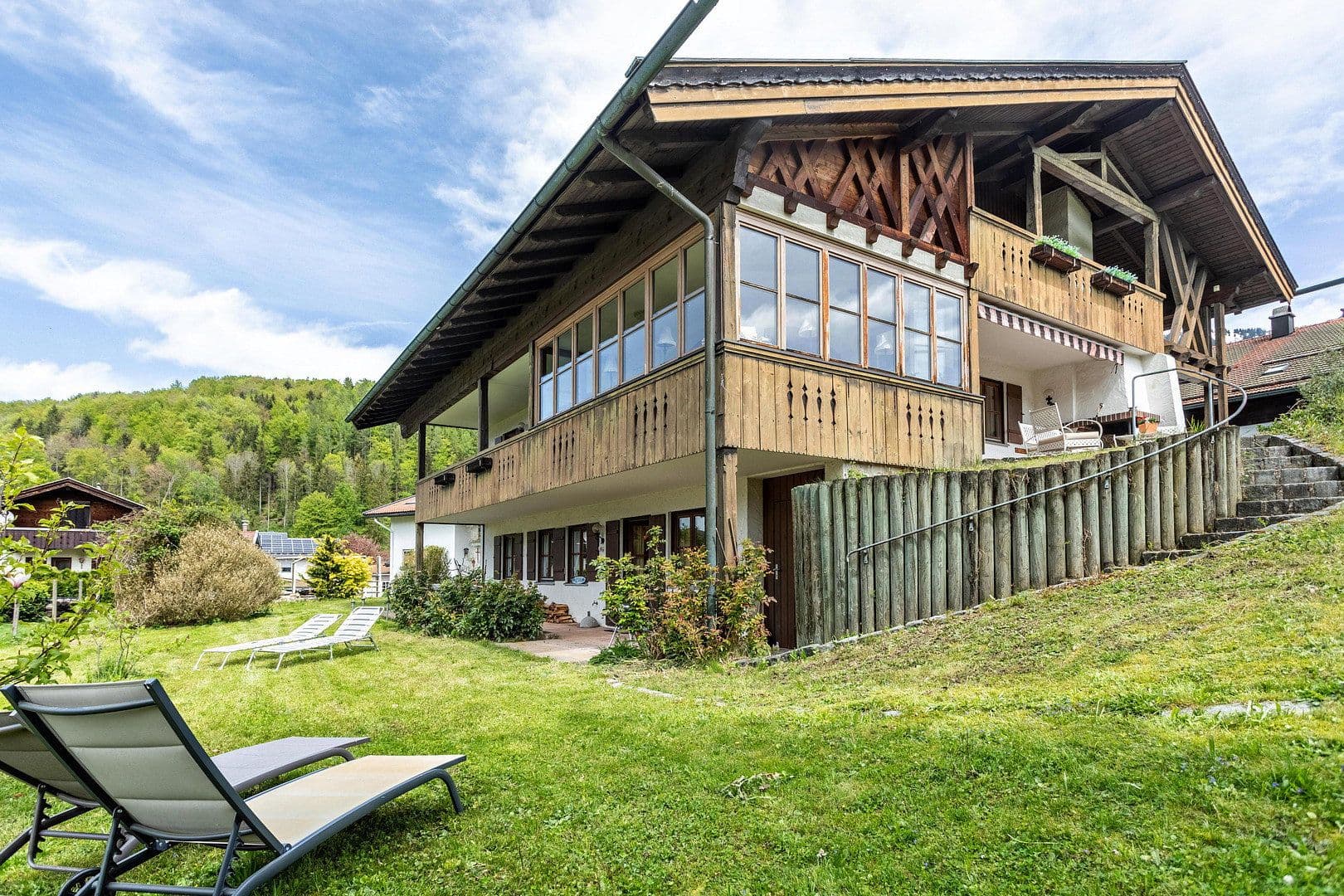 Prodej bytu 2+1 65 m², Hochgernweg 47, Unterwössen, Bavorsko Prodej bytu 2+1 65 m², Hochgernweg 47, Unterwössen, Bavorsko