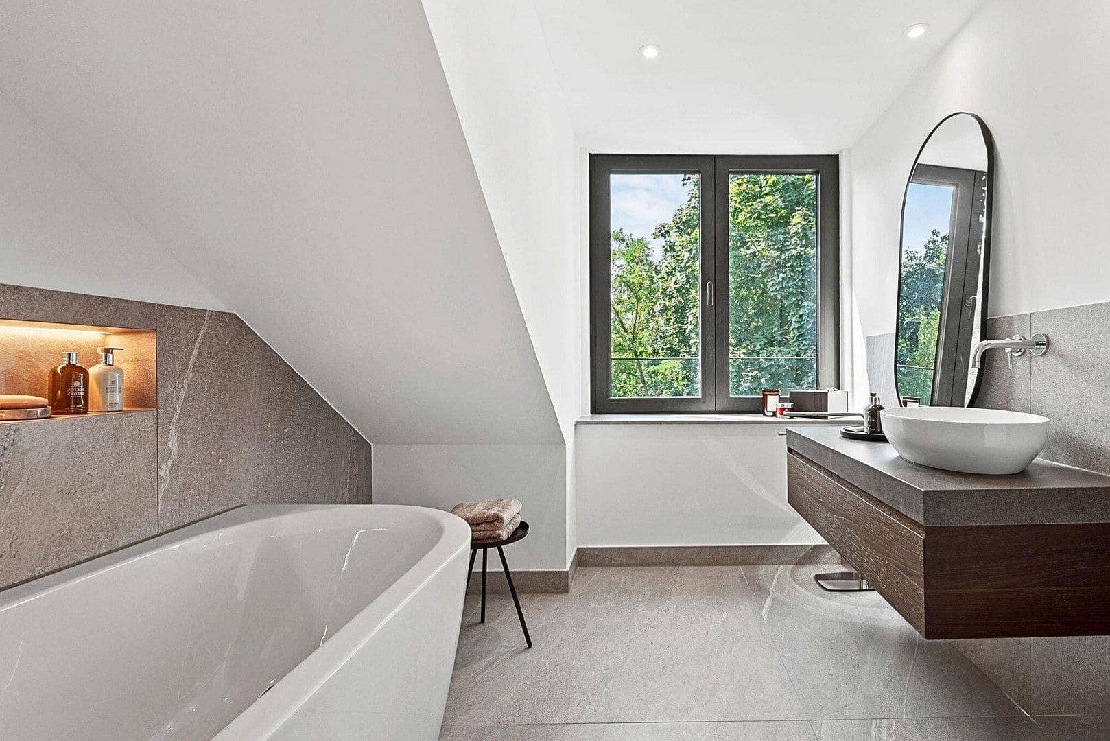Prodej domu 243 m², pozemek 276 m², Sembdnerstraße 8, Germering, Bavorsko Prodej domu 243 m², pozemek 276 m², Sembdnerstraße 8, Germering, Bavorsko