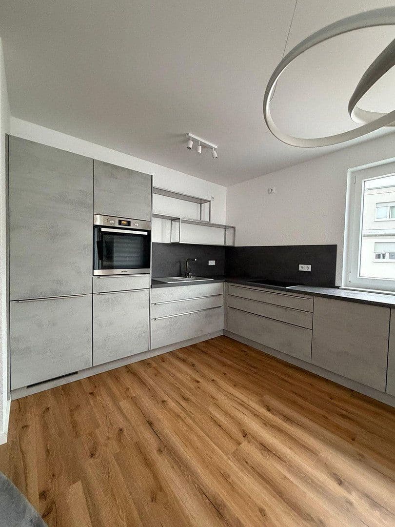 Pronájem bytu 3+1 87 m², Fischerstraße 28h, Zossen, Braniborsko Pronájem bytu 3+1 87 m², Fischerstraße 28h, Zossen, Braniborsko