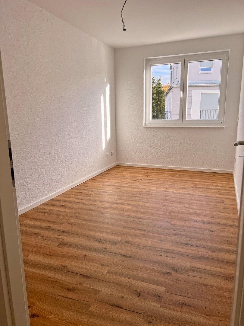Pronájem bytu 3+1 87 m², Fischerstraße 28h, Zossen, Braniborsko Pronájem bytu 3+1 87 m², Fischerstraße 28h, Zossen, Braniborsko