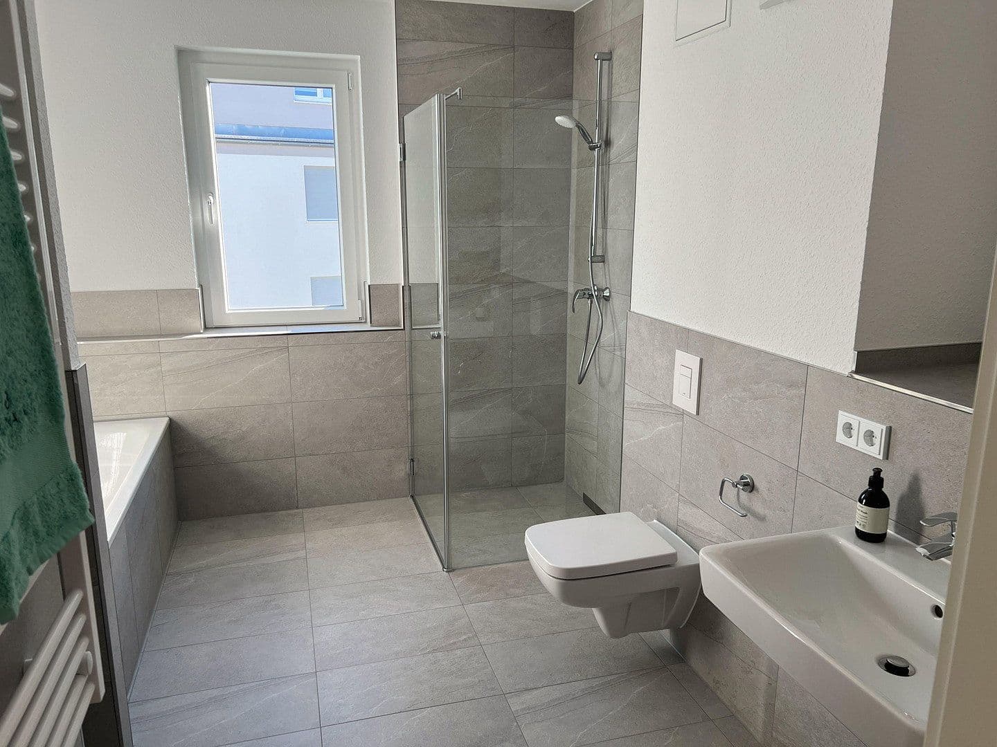 Pronájem bytu 3+1 87 m², Fischerstraße 28h, Zossen, Braniborsko Pronájem bytu 3+1 87 m², Fischerstraße 28h, Zossen, Braniborsko