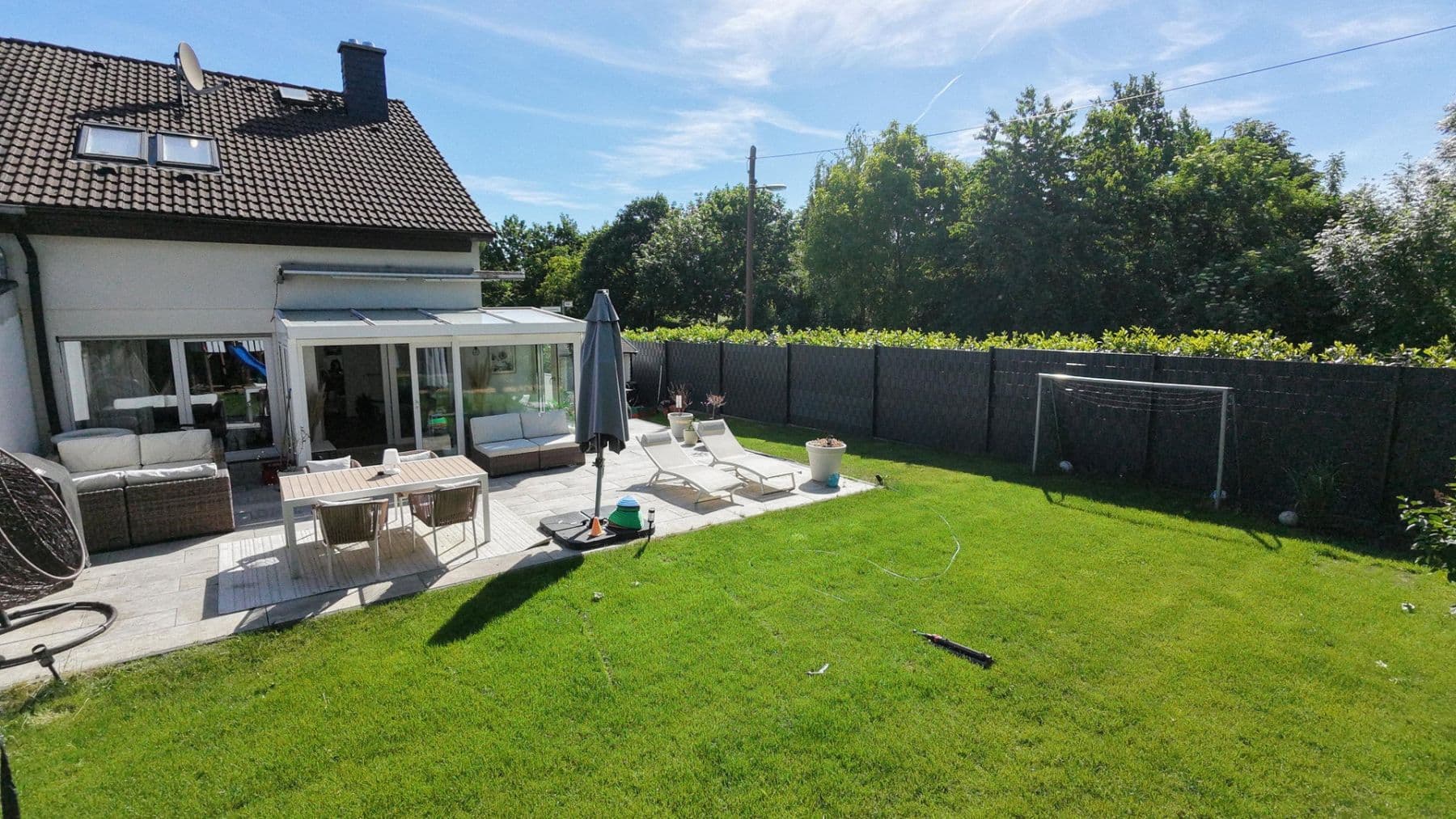 Prodej domu 138 m², pozemek 409 m², Berlin, Berlín Prodej domu 138 m², pozemek 409 m², Berlin, Berlín