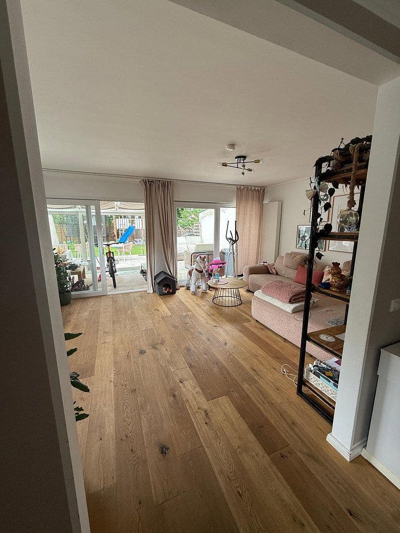 Prodej domu 138 m², pozemek 409 m², Berlin, Berlín Prodej domu 138 m², pozemek 409 m², Berlin, Berlín