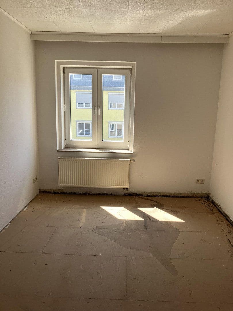 Prodej domu 375 m², pozemek 420 m², Stelzendorferstr. 11, Chemnitz, Sasko Prodej domu 375 m², pozemek 420 m², Stelzendorferstr. 11, Chemnitz, Sasko