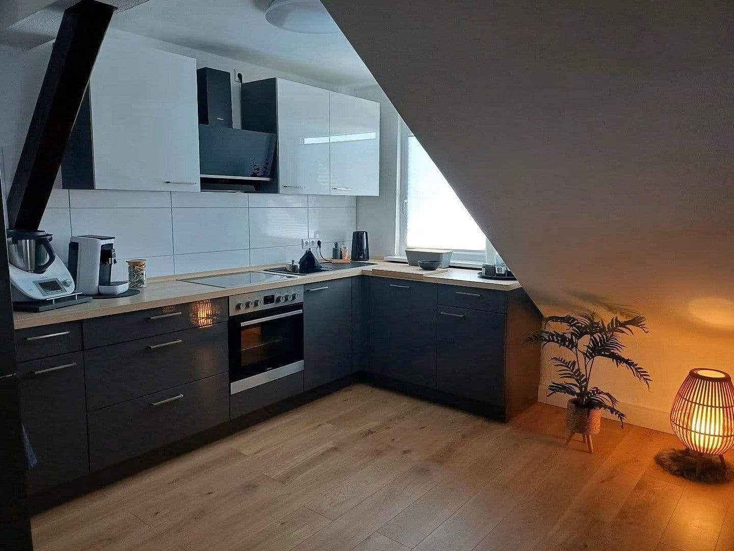 Prodej bytu 4+1 76 m², Südstraße 8, Wolfsburg, Dolní Sasko Prodej bytu 4+1 76 m², Südstraße 8, Wolfsburg, Dolní Sasko