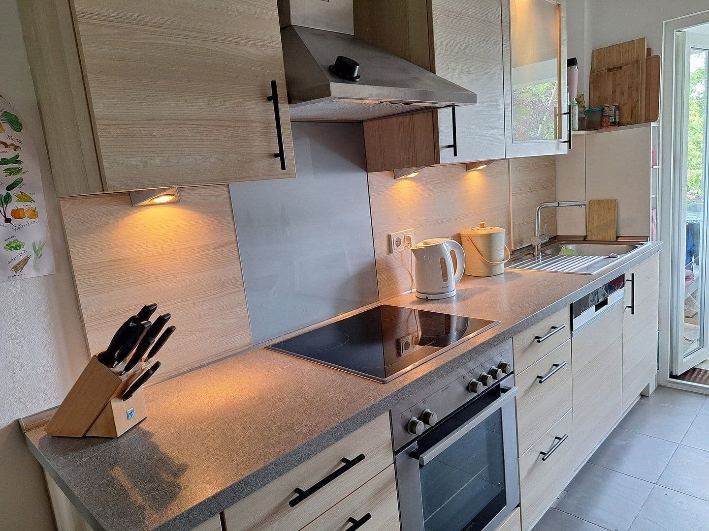 Prodej bytu 3+1 70 m², Köln, Severní Porýní-Vestfálsko Prodej bytu 3+1 70 m², Köln, Severní Porýní-Vestfálsko