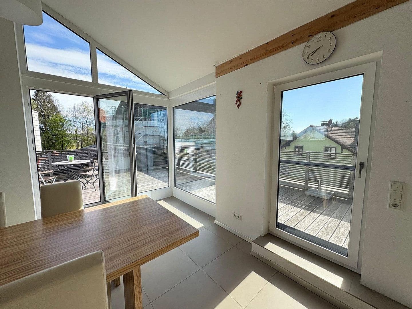 Prodej domu 241 m², pozemek 956 m², Dorfen, Bavorsko Prodej domu 241 m², pozemek 956 m², Dorfen, Bavorsko