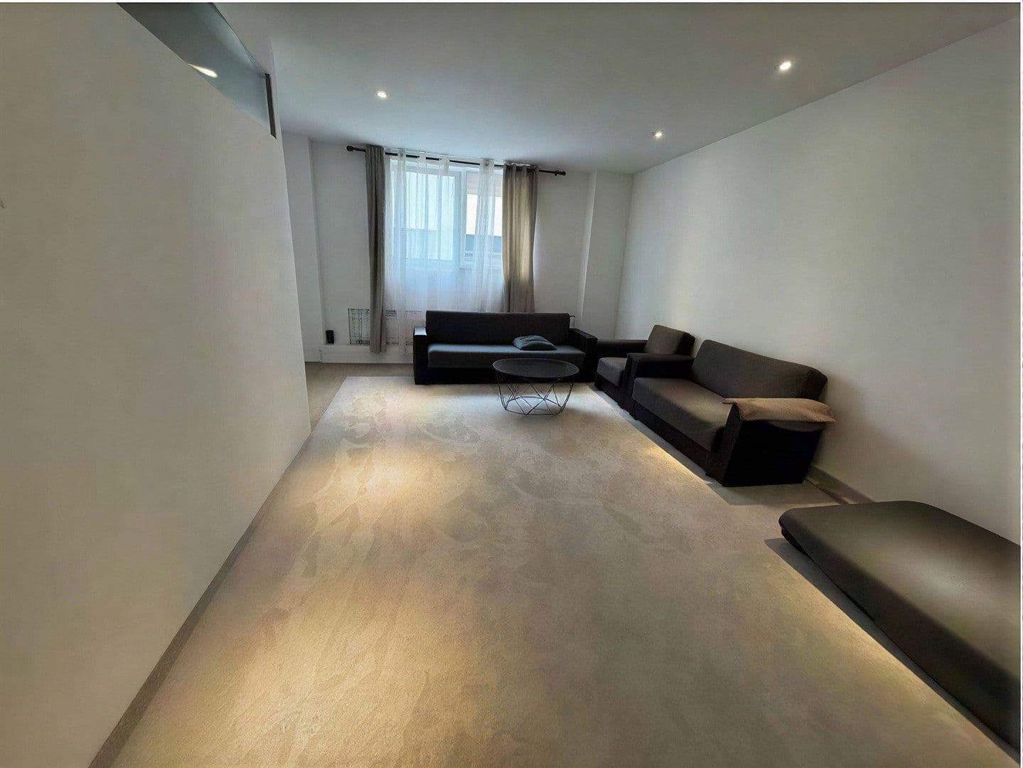Prodej bytu 3+1 81 m², Hanauer Vorstadt 13, Hanau, Hessen Prodej bytu 3+1 81 m², Hanauer Vorstadt 13, Hanau, Hessen