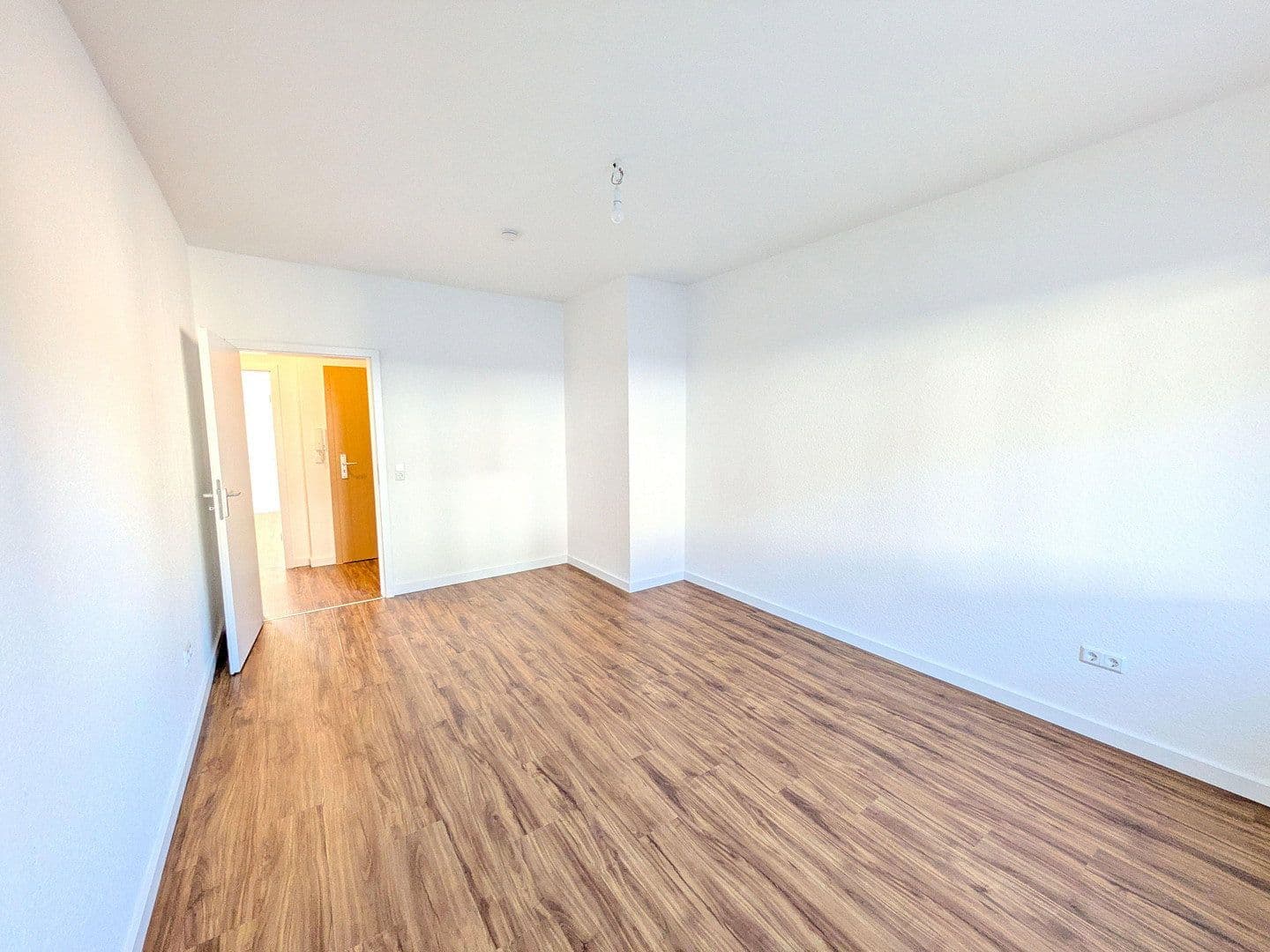 Pronájem bytu 3+1 60 m², Wenkerstr. 11, Dortmund, Severní Porýní-Vestfálsko Pronájem bytu 3+1 60 m², Wenkerstr. 11, Dortmund, Severní Porýní-Vestfálsko