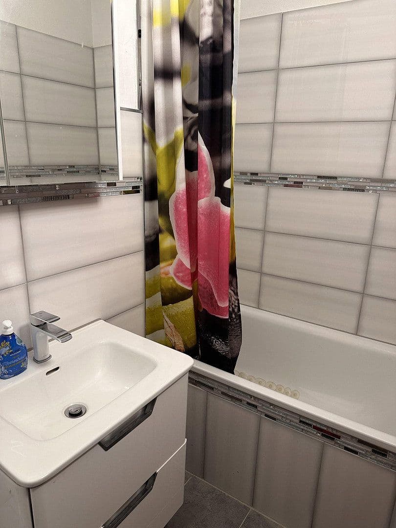 Prodej bytu 3+kk 93 m², Glocken str. 24, Düsseldorf, Severní Porýní-Vestfálsko Prodej bytu 3+kk 93 m², Glocken str. 24, Düsseldorf, Severní Porýní-Vestfálsko