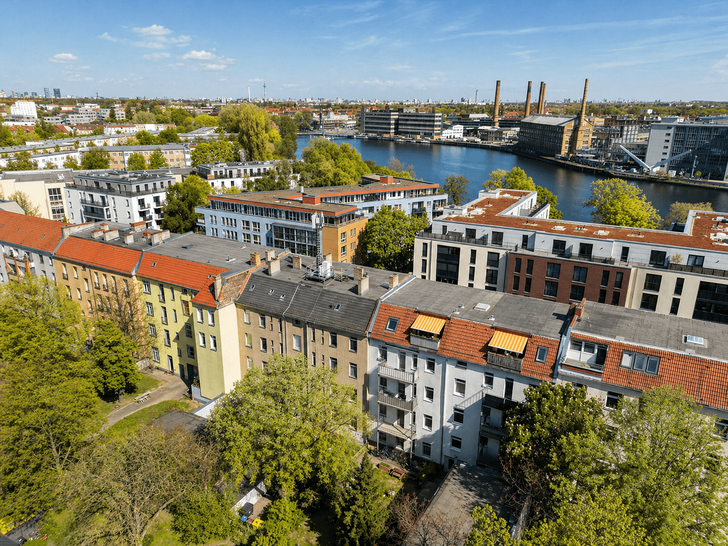 Prodej bytu 2+1 70 m², Schnellerstraße 54, Berlin, Berlín Prodej bytu 2+1 70 m², Schnellerstraße 54, Berlin, Berlín