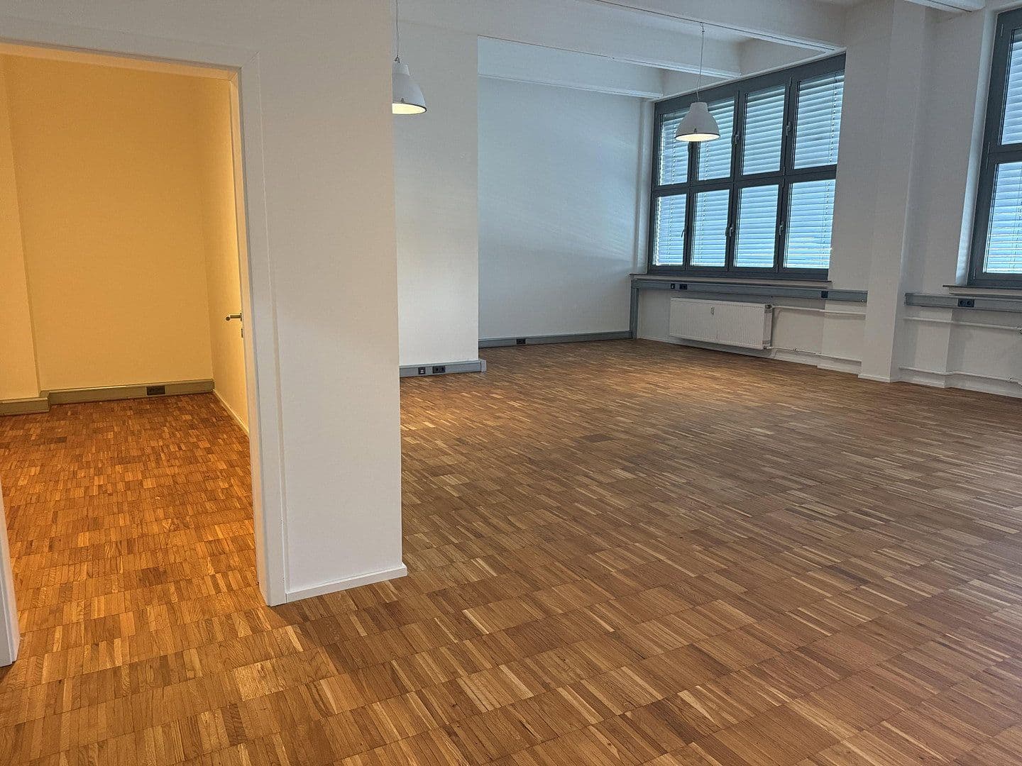 Pronájem kanceláře 77 m², Cassellastraße, 30-32, Frankfurt (Main) - Fechenheim, Hessen Pronájem kanceláře 77 m², Cassellastraße, 30-32, Frankfurt (Main) - Fechenheim, Hessen