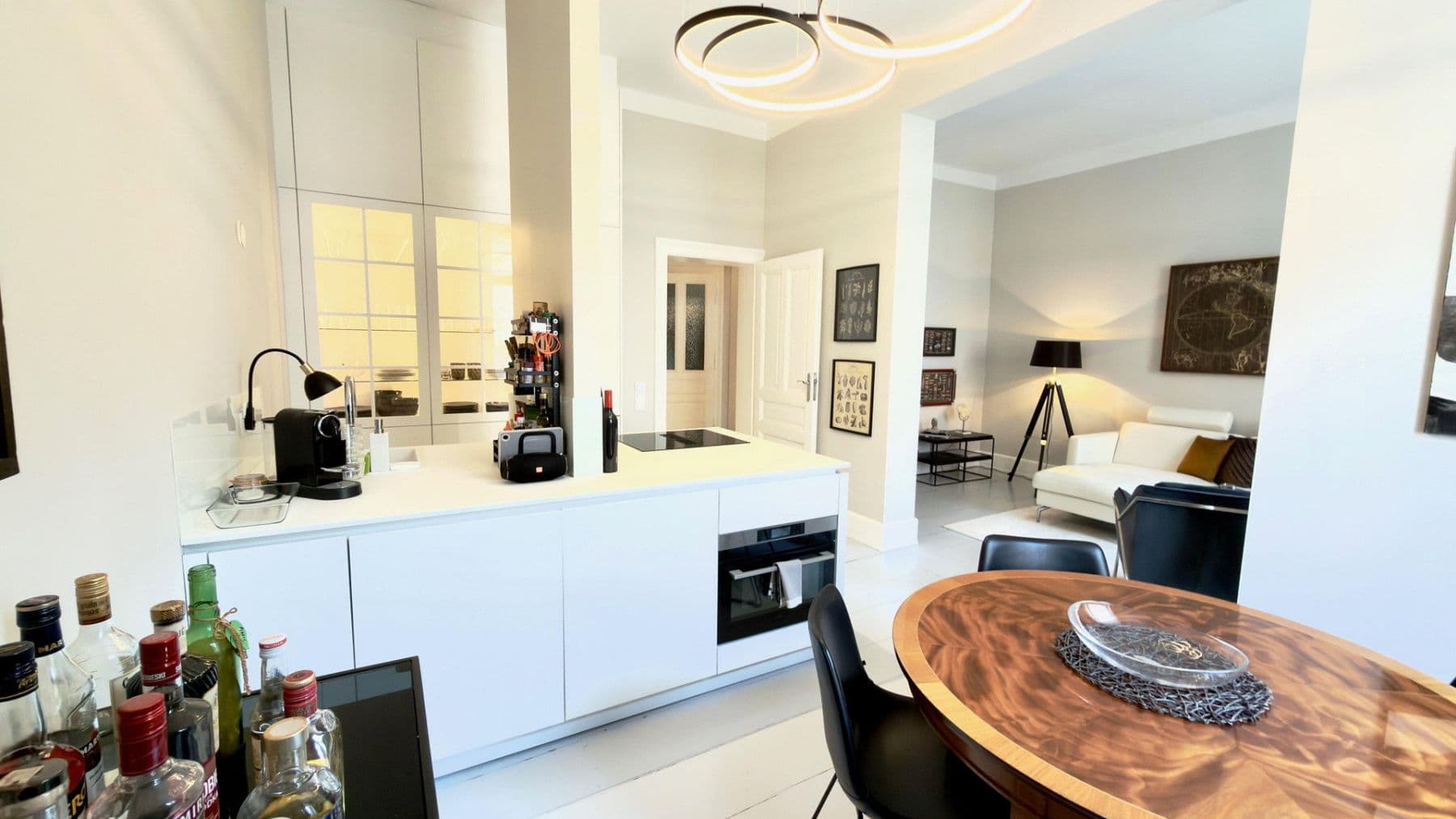 Prodej bytu 2+kk 54 m², Frankfurt, Hessen Prodej bytu 2+kk 54 m², Frankfurt, Hessen