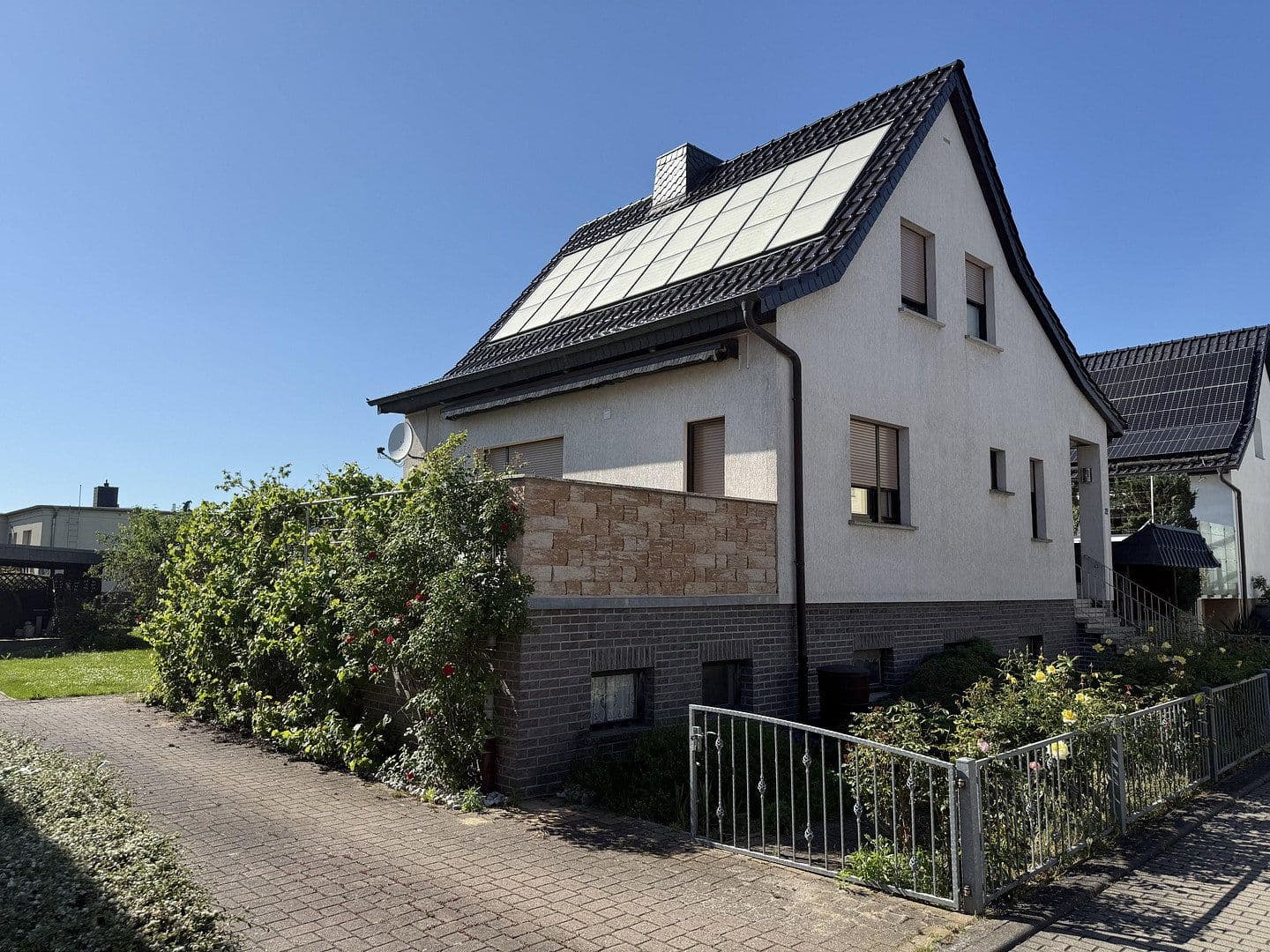 Prodej domu 110 m², pozemek 625 m², Burg, Sasko-Anhaltsko Prodej domu 110 m², pozemek 625 m², Burg, Sasko-Anhaltsko