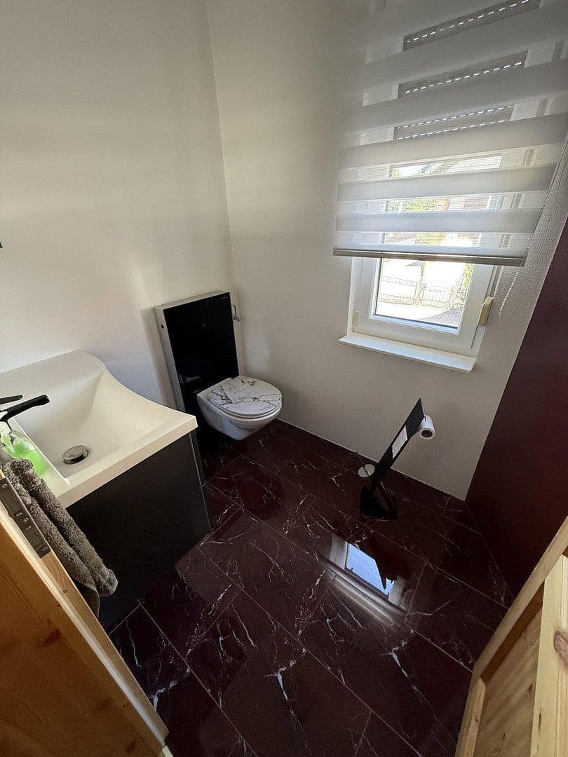 Prodej domu 110 m², pozemek 625 m², Burg, Sasko-Anhaltsko Prodej domu 110 m², pozemek 625 m², Burg, Sasko-Anhaltsko