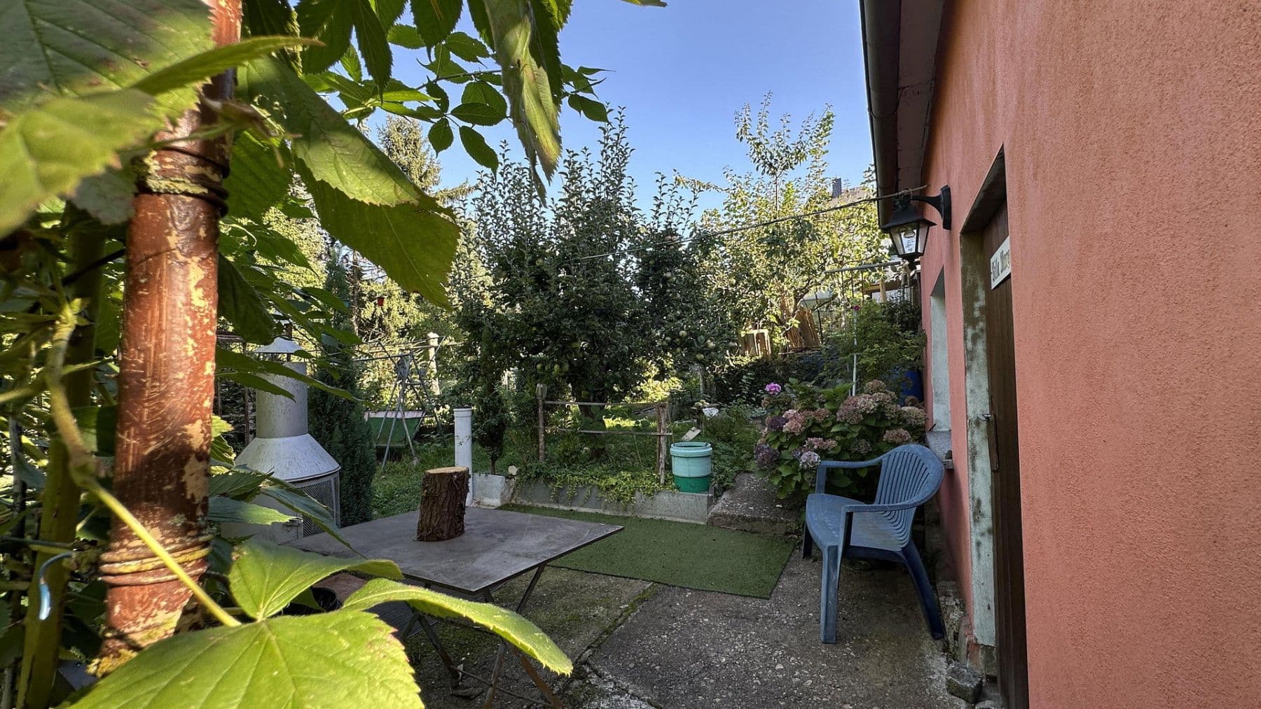 Prodej domu 90 m², pozemek 823 m², Chemnitz OT Schönau, Sasko Prodej domu 90 m², pozemek 823 m², Chemnitz OT Schönau, Sasko