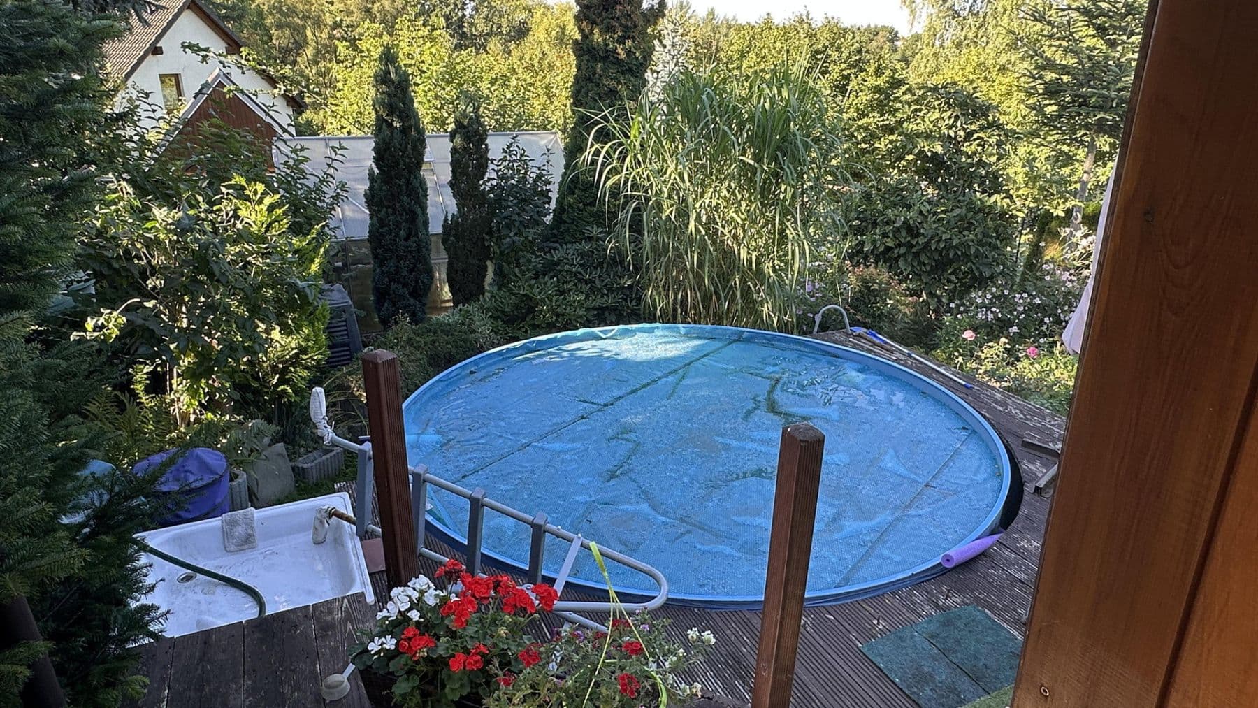 Prodej domu 90 m², pozemek 823 m², Chemnitz OT Schönau, Sasko Prodej domu 90 m², pozemek 823 m², Chemnitz OT Schönau, Sasko