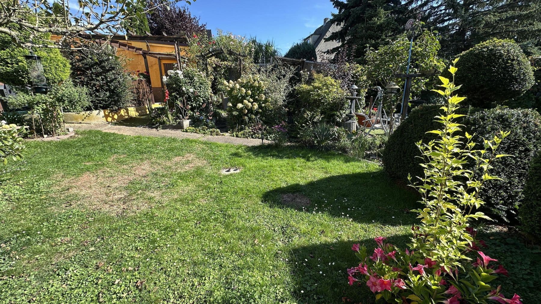 Prodej domu 90 m², pozemek 823 m², Chemnitz OT Schönau, Sasko Prodej domu 90 m², pozemek 823 m², Chemnitz OT Schönau, Sasko